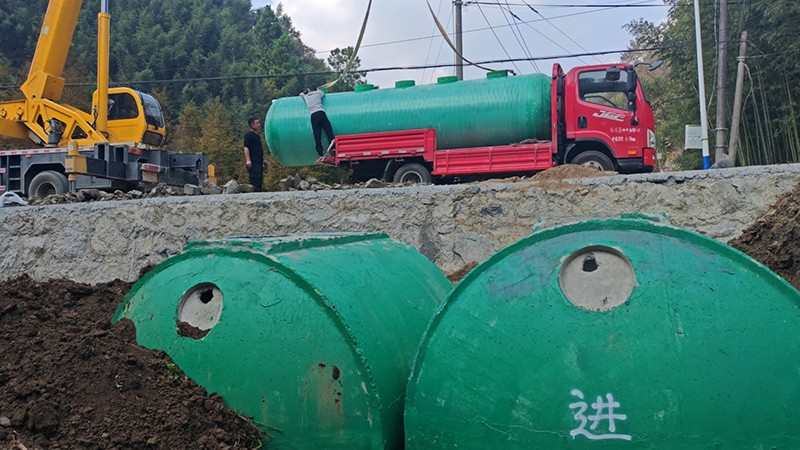 玻璃鋼一體化汙水處理設備4.jpg